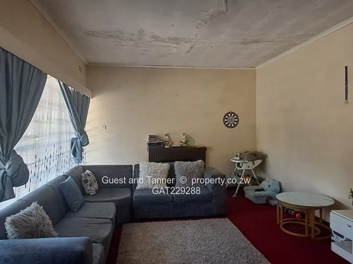 4-bedroomed house is situated in the desirable Sunridge area