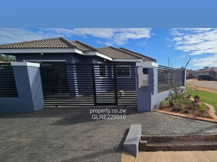 Aspindel park Gated community