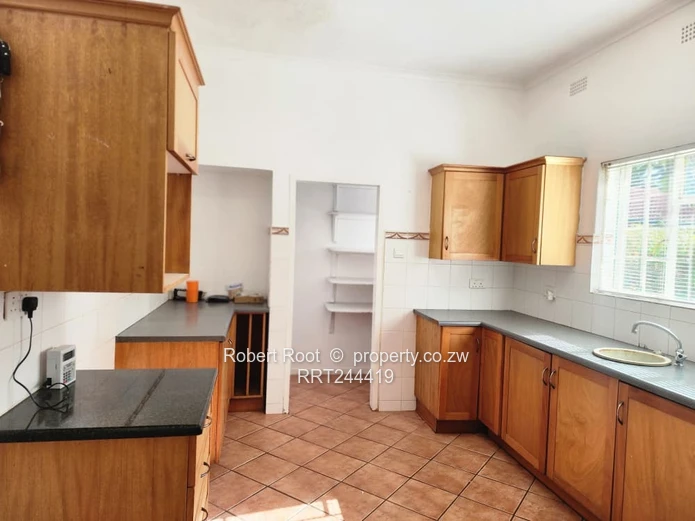 Spacious 4 Bedroom House To Rent In Greendale
