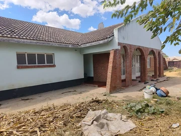 6 Bedroom House