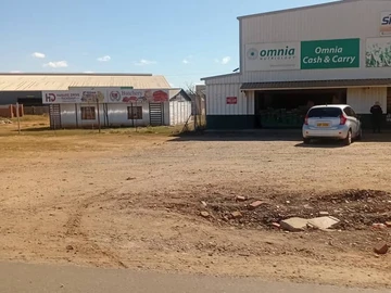 Commercial & Industrial Land