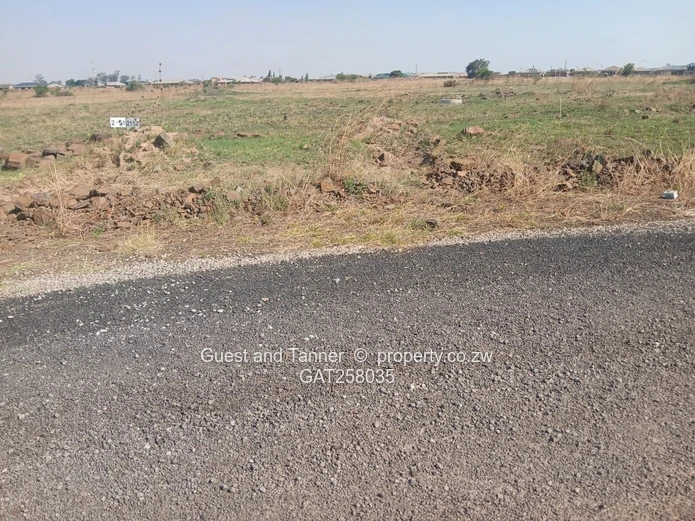 Nyabira Penrose – Vacant Stand For Sale 