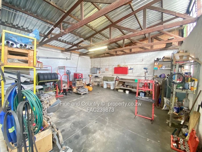 Premium Showroom & Service Centre - Turnkey