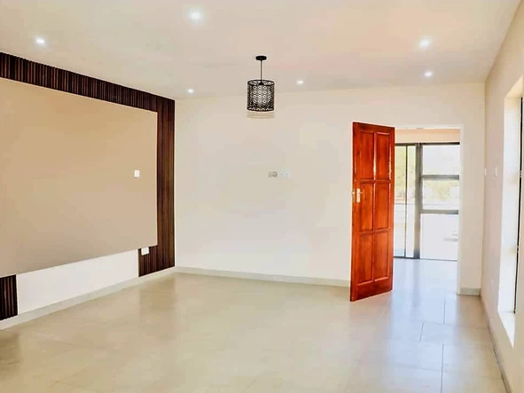 4 Bedroom Garden Flat