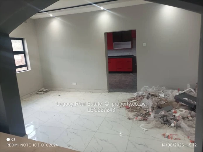 Neat and  spacious apartment 