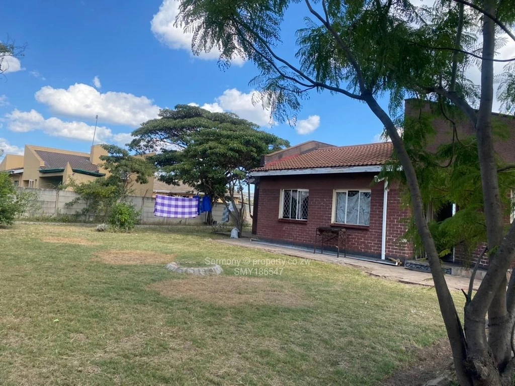 3 Bed Houses for Sale in Prospect SMY186547