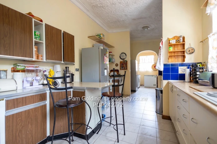 Prime Redevelopment Site | Up To 6 Storeys Permit