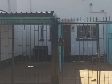 2 Bedroom Garden Flat