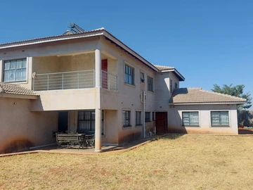 5 Bedroom House