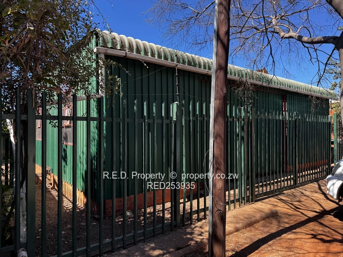 Warehouse / Storage / Workshop Space To Let In Belmont!