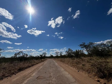 Commercial & Industrial Land