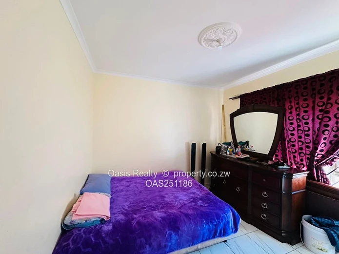 Springvale 5 Bed house For Sale 