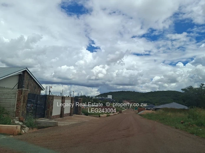 619sqm Stands for Sale in Gated Community – Stamford