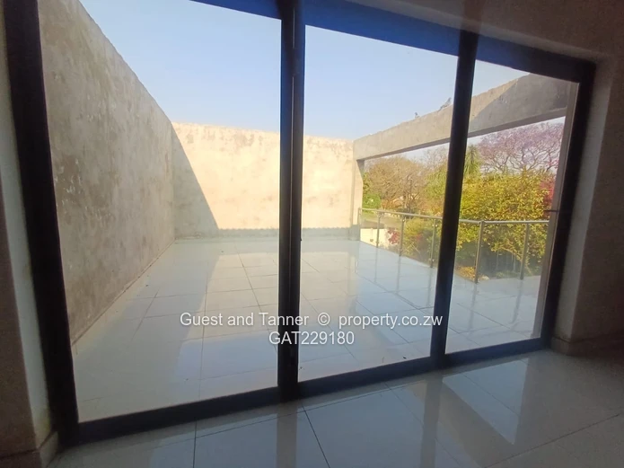 Luxurious Family Home in Avondale West!