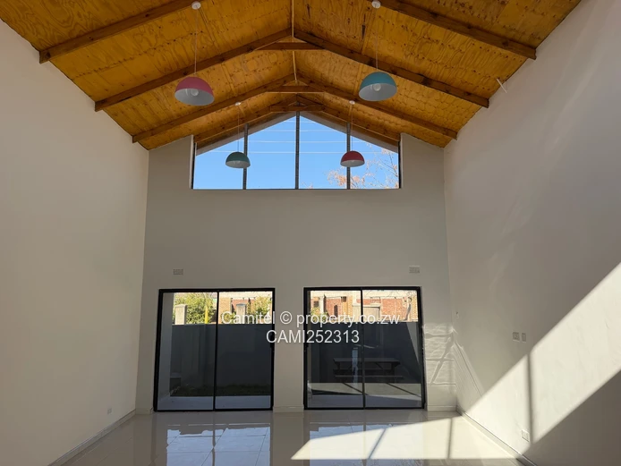 Modern Arlington 4-Bed Townhouse,Borehole ,Solar & 24hr Security