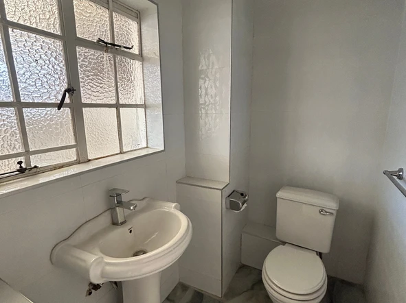 2 Bedroom Garden Flat