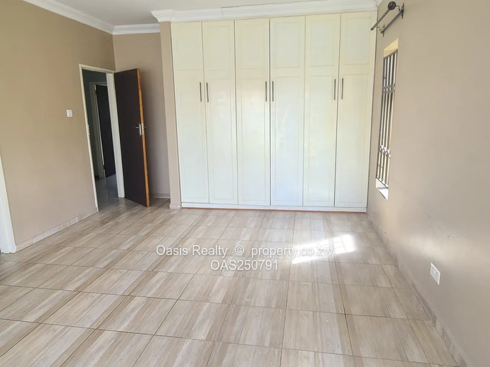 Neat home to let in Mabvazuva - available immediately