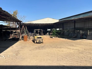 Warehouse & Factory
