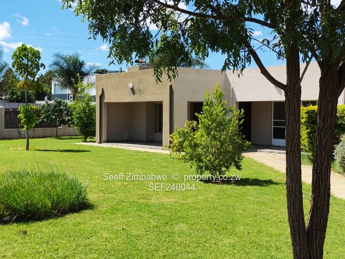 Selbourne Park | BULAWAYO Modern Family Home – Corner Stand