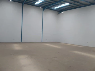 Warehouse & Factory