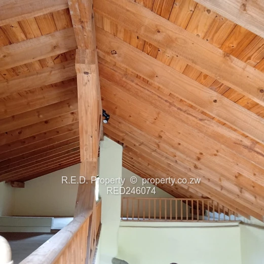 4-Bedroom Home In Hillside To Let !