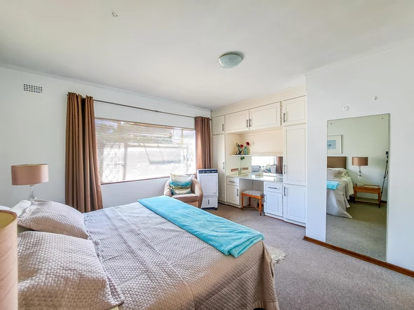 2 Bedroom Garden Flat