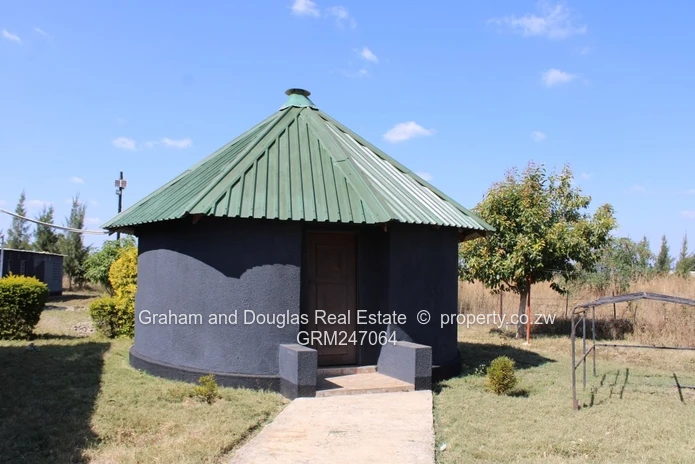 Kadoma Sabona bona plot for sale