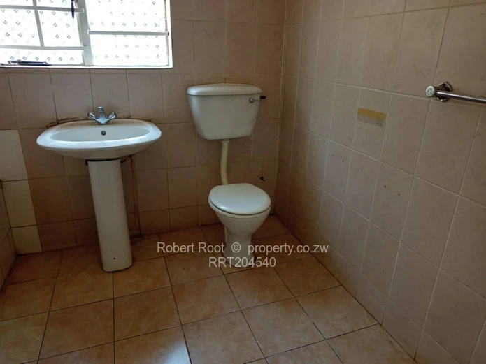 Commercial property to Rent Along Harare Drive