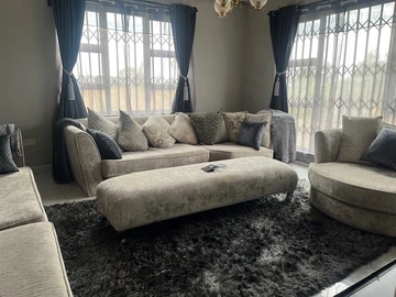 Farm & Agricultural Land