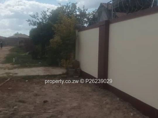 A Five Bedroomed house for sale in Granary, Harare west