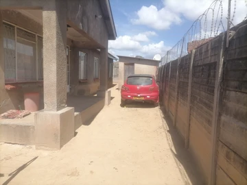 6 Bedroom House