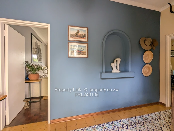 Prime Highlands Unfurnished House Available 1 July