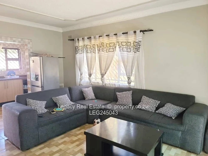 Modern 3 Bedroom Cluster To Rent In Mabelreign