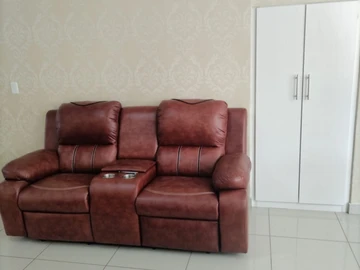 3 Bedroom Flat & Apartment