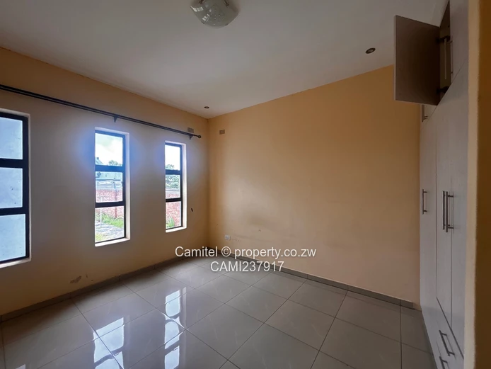 Greendale 5 Bedroom Gated Townhouse 