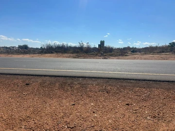 Commercial & Industrial Land