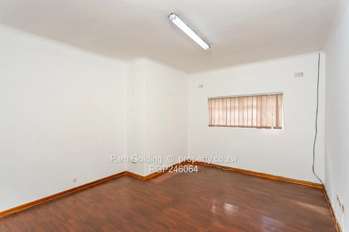 Commercial Property For Rent in Avondale
