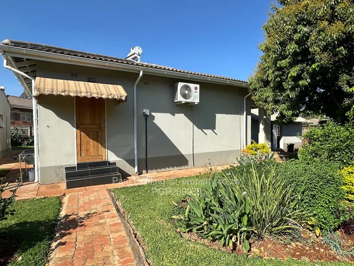 Modern 2 bedroom cottage - Greendale 