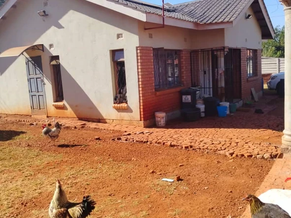  3-Bedroom Cottage in Greendale North - Ideal for Small Families