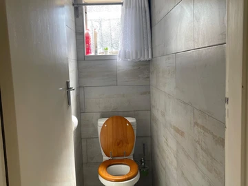 2 Bedroom Garden Flat