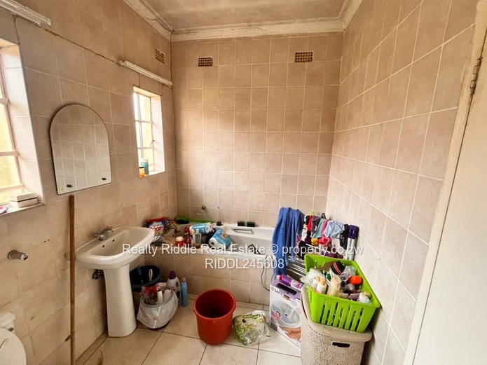 For sale 3 beds waterfalls 