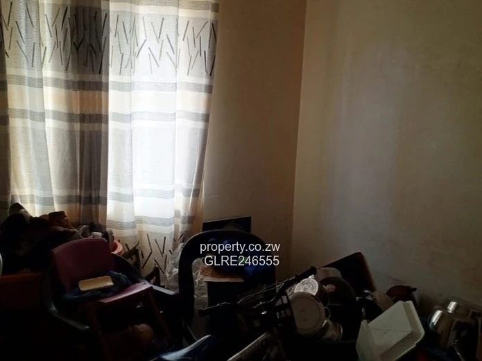 Spacious 3-Bed Solar Home with En Suite in Msasa Park