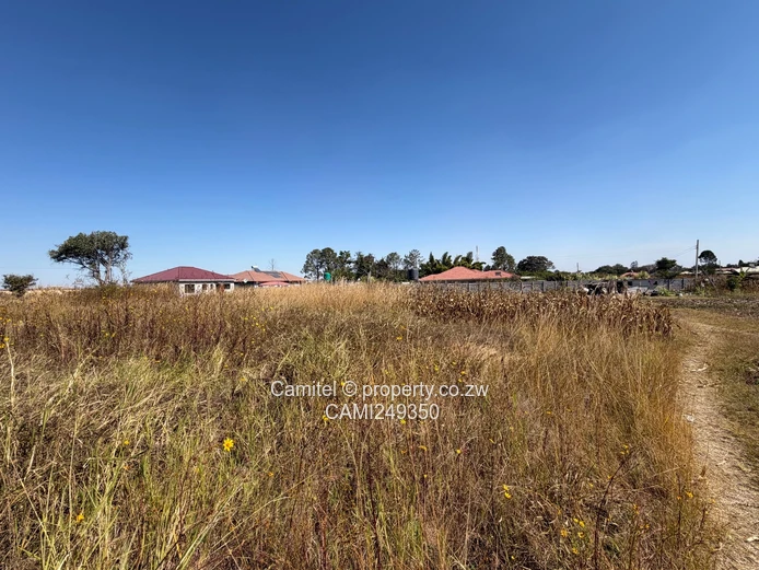2086m² Hatfield Stand — Tarred Road, Water Tank & Power