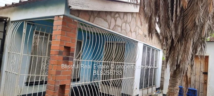 3 Bedroom house for sale in zengeza 5