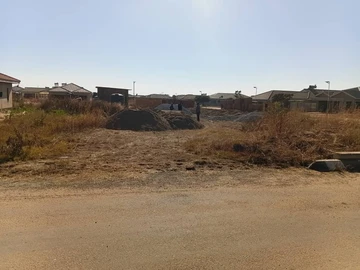 Stands & Residential Land