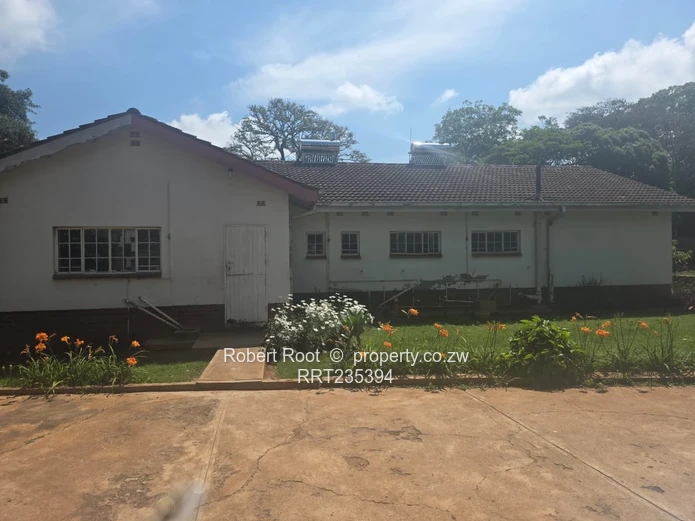 Spacious 3-Bedroom Family Home to Rent in Chisipite