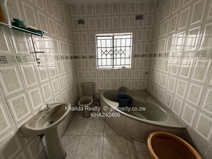 Waterfalls Mainway Meadows house for sale 