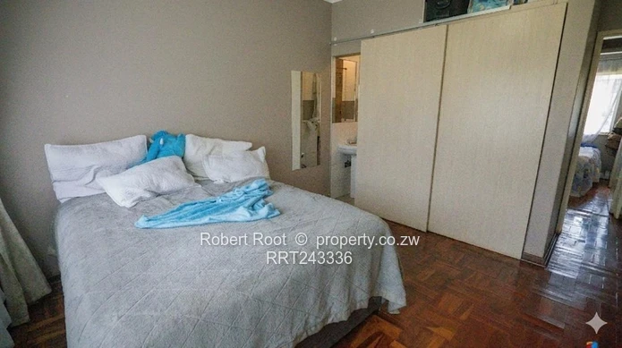 Spacious 3-Bedroom Flat to Let – Avondale (Oxford Road) (Sole Mandate)