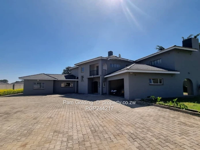 Executive Fully Furnished Property 