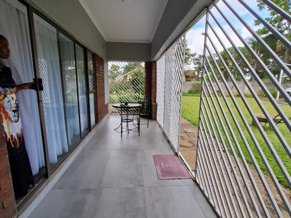 5 Bedroom House